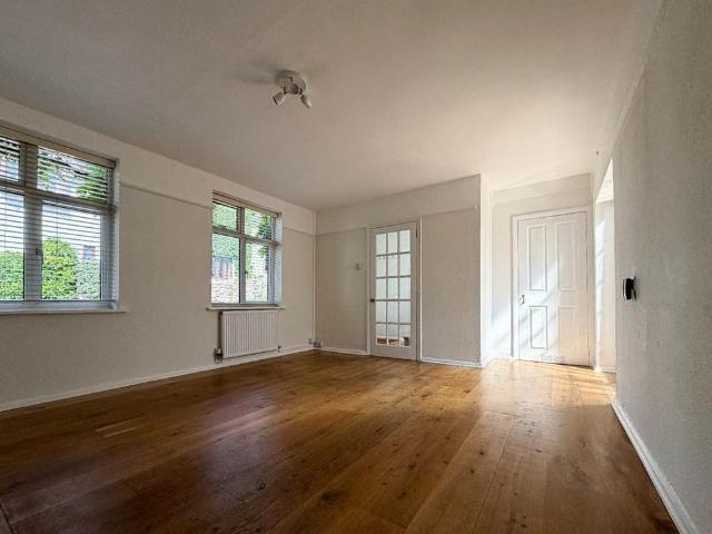 4 bedroom semi detached house to rent