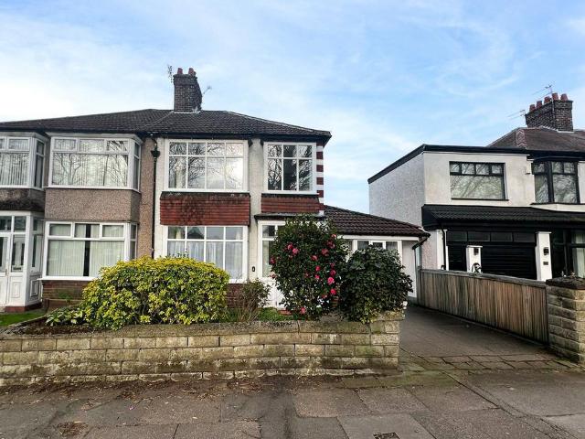 4 bedroom semi detached house to rent