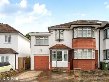 4 bedroom semi detached house to rent