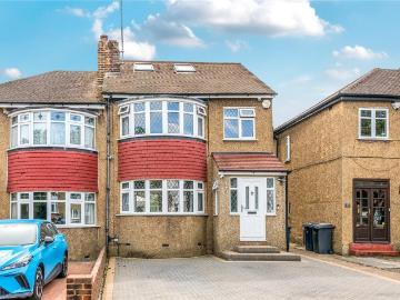 4 bedroom semi detached house to rent