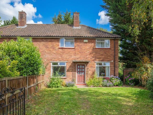 4 bedroom semi detached house to rent