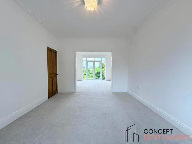 4 bedroom semi detached house to rent