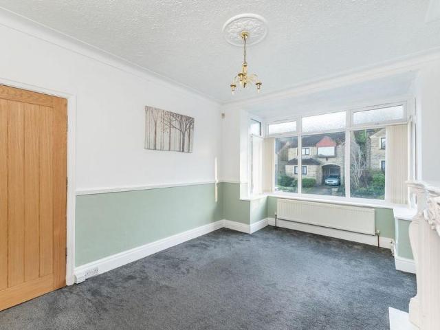 4 bedroom semi detached house to rent