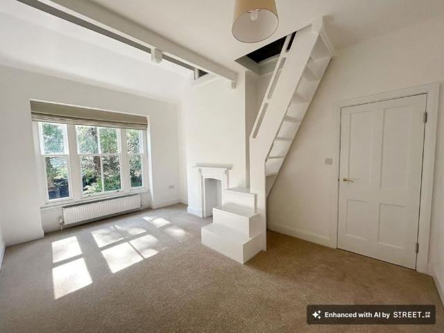 4 bedroom semi detached house to rent