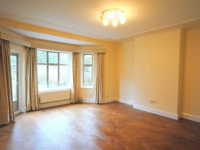 4 bedroom semi detached house to rent