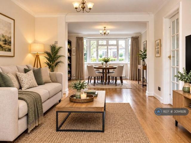 4 bedroom semi detached house to rent