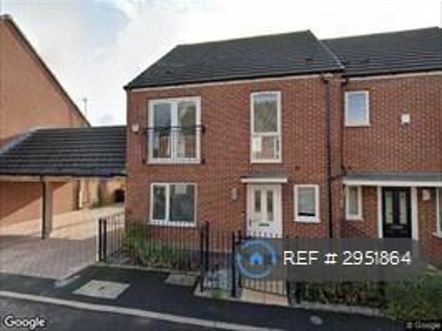 4 bedroom semi detached house to rent