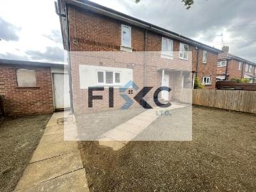 4 bedroom semi detached house to rent