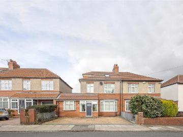 4 bedroom semi detached house to rent
