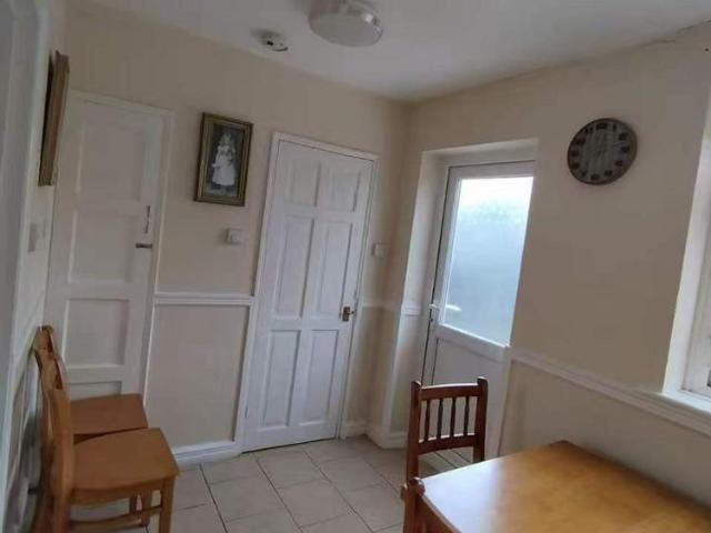 4 bedroom semi detached house to rent