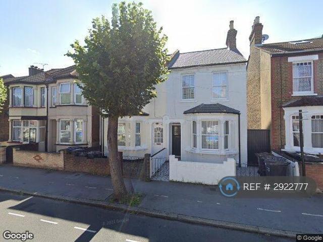 4 bedroom semi detached house to rent