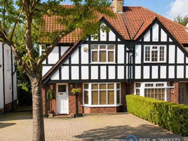 4 bedroom semi detached house to rent