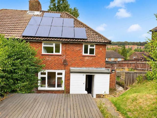 4 bedroom semi detached house to rent