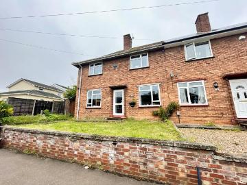 4 bedroom semi detached house to rent