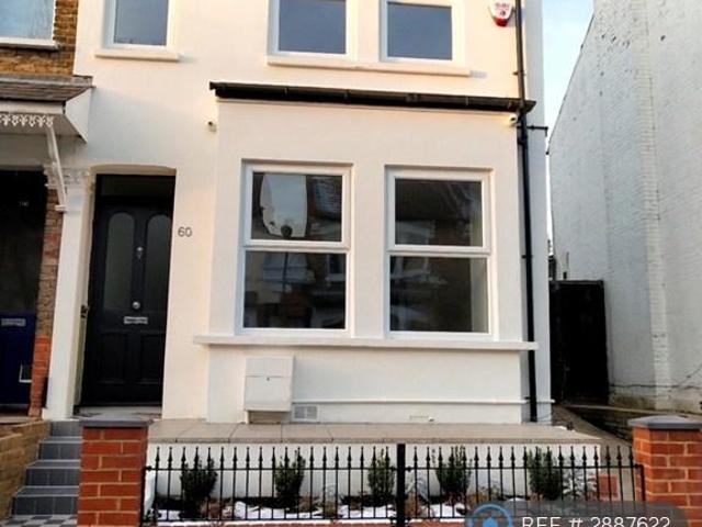 4 bedroom semi detached house to rent