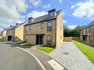 4 bedroom semi detached house to rent