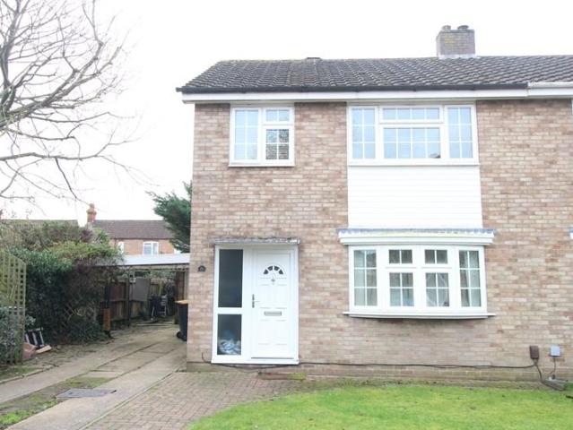 4 bedroom semi detached house to rent