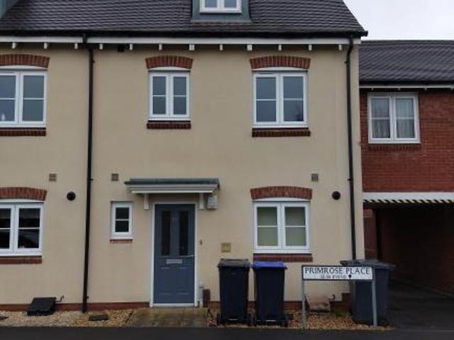 4 bedroom semi detached house to rent