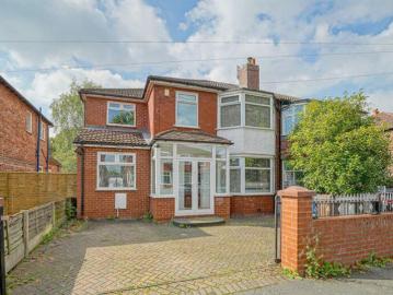 4 bedroom semi detached house to rent