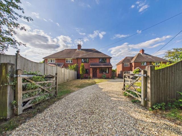 4 bedroom semi detached house for sale