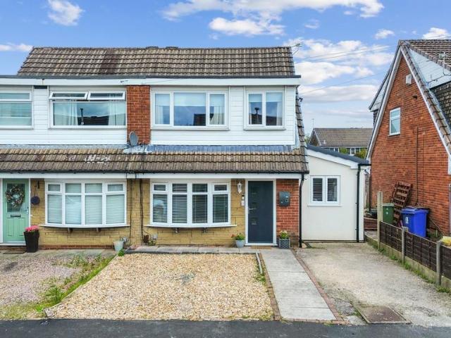 4 bedroom semi detached house for sale