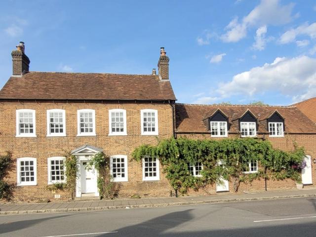 5 bedroom house for sale