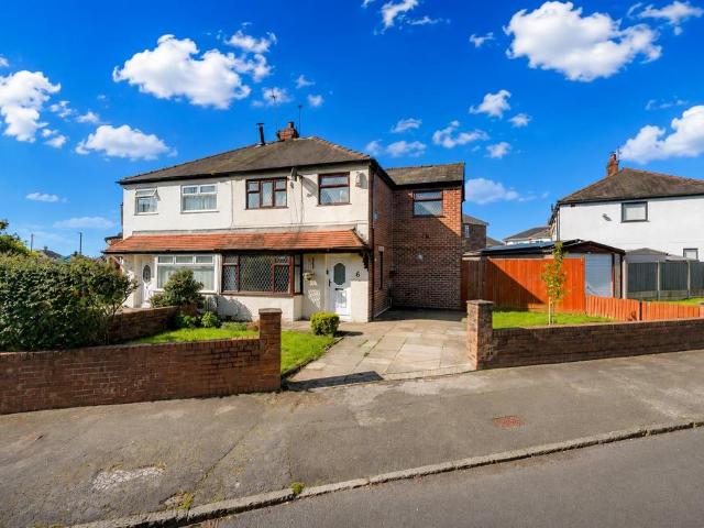 4 bedroom semi detached house for sale