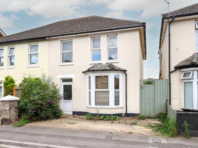 4 bedroom semi detached house for sale