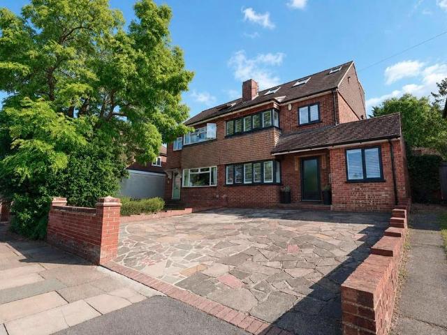 4 bedroom semi detached house for sale