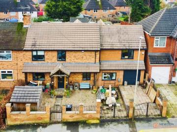 4 bedroom semi detached house for sale