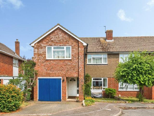 4 bedroom semi detached house for sale