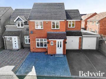 4 bedroom semi detached house for sale