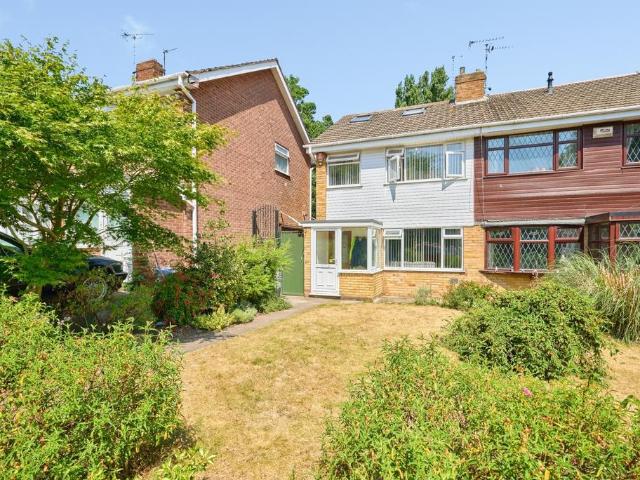 4 bedroom semi detached house for sale
