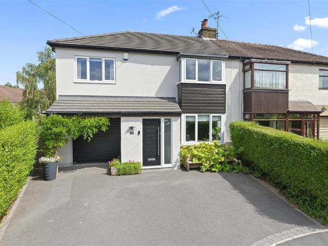 4 bedroom semi detached house for sale