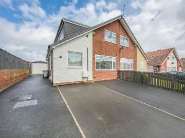 4 bedroom semi detached house for sale