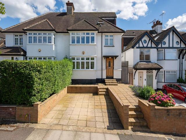 4 bedroom semi detached house for sale