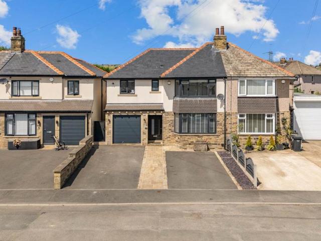 4 bedroom semi detached house for sale