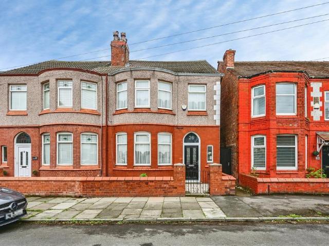 4 bedroom semi detached house for sale