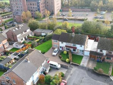 4 bedroom semi detached house for sale