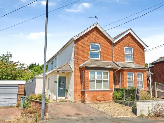 4 bedroom semi detached house for sale