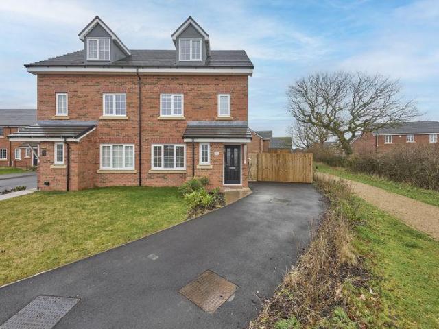 4 bedroom semi detached house for sale