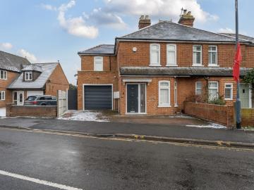 4 bedroom semi detached house for sale
