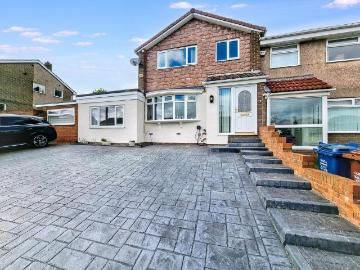 4 bedroom semi detached house for sale