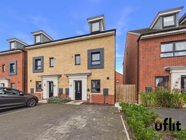 4 bedroom semi detached house for sale