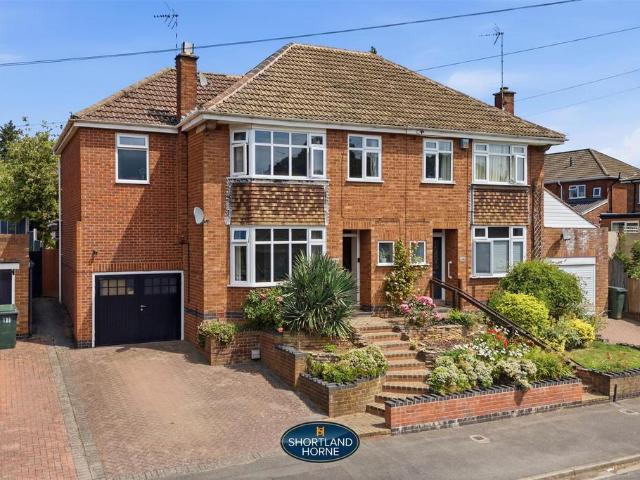 4 bedroom semi detached house for sale