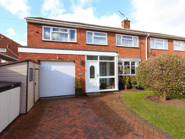 4 bedroom semi detached house for sale