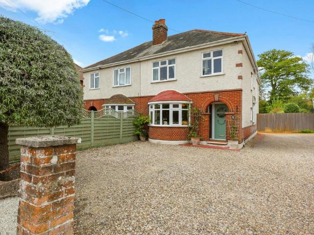 4 bedroom semi detached house for sale