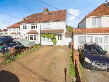 4 bedroom semi detached house for sale