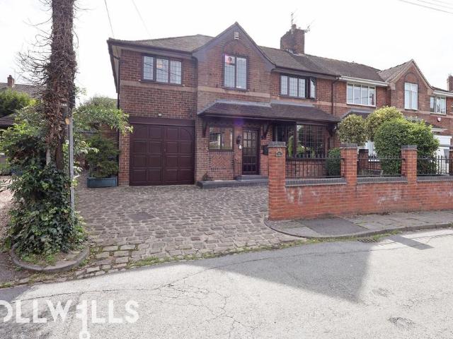 4 bedroom semi detached house for sale