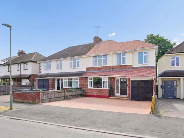 4 bedroom semi detached house for sale
